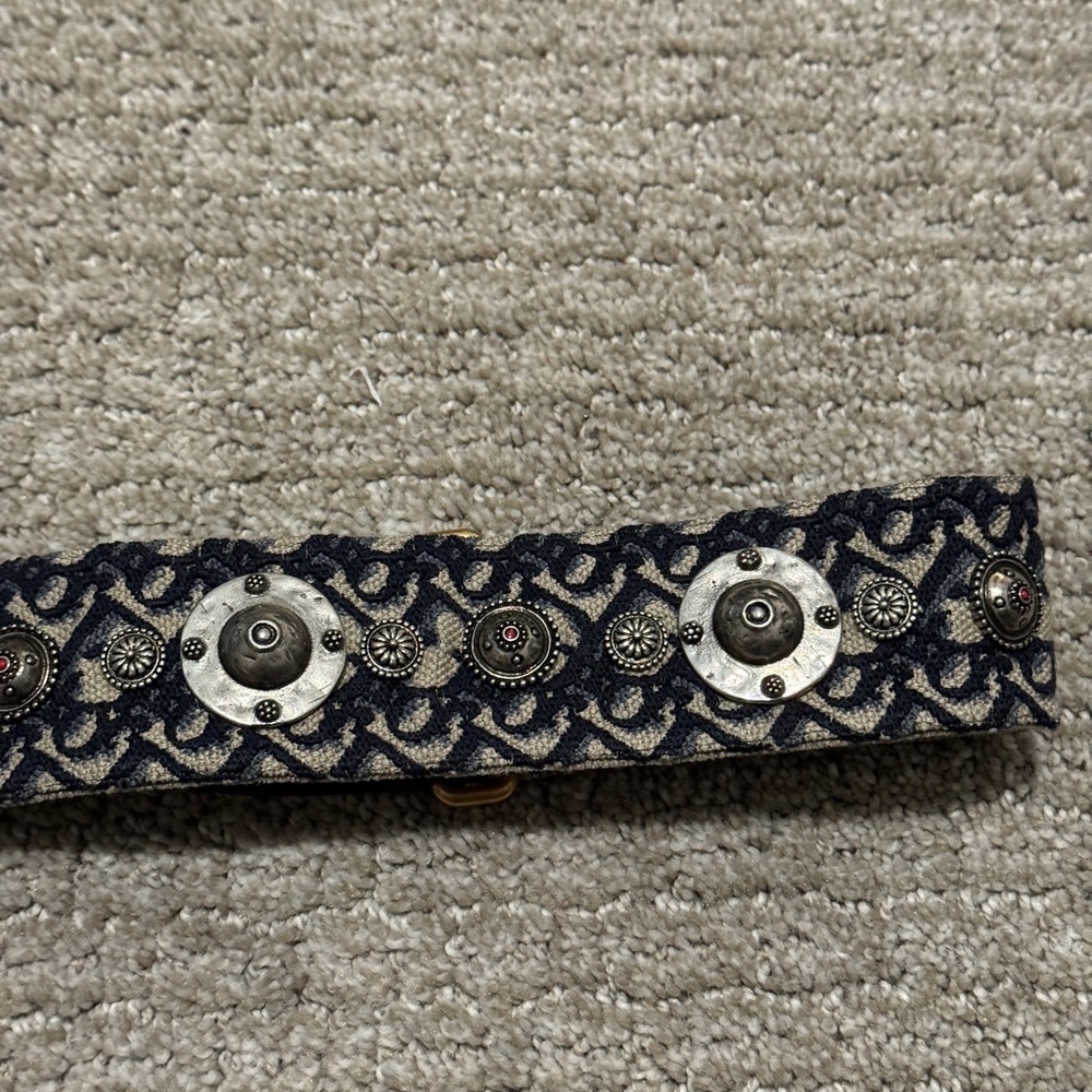 Dior: Blue Dior Oblique Embroidery Shoulder Strap with Ring - Picture 3 of 8